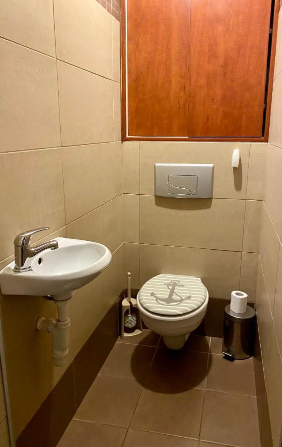 Apartament W Centrum Kolobrzegu Екстер'єр фото
